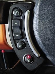 Thumbnail 2: 2003-2009 LAND ROVER RANGE ROVER (L322) HEATED STEERING WHEEL SWITCH BUTTON SET2