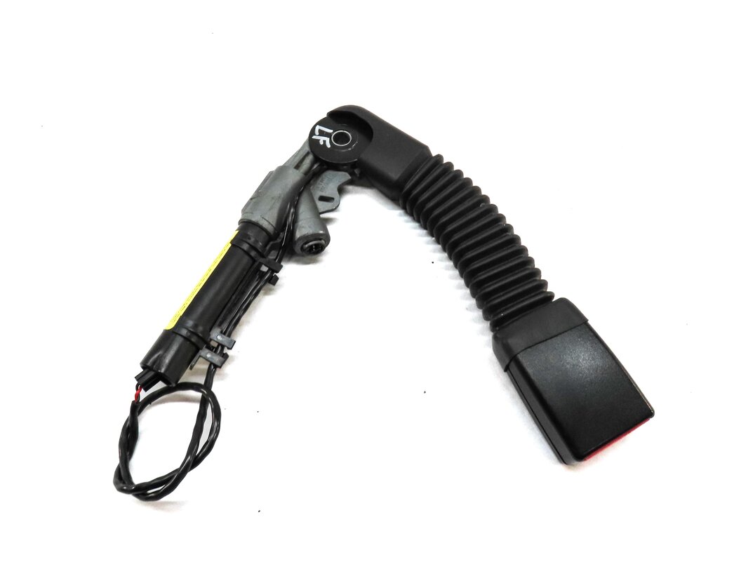 Thumbnail 2: 2003-2006 RANGE ROVER (L322) LEFT FRONT DRIVER SEATBELT BUCKLE RECEIVER