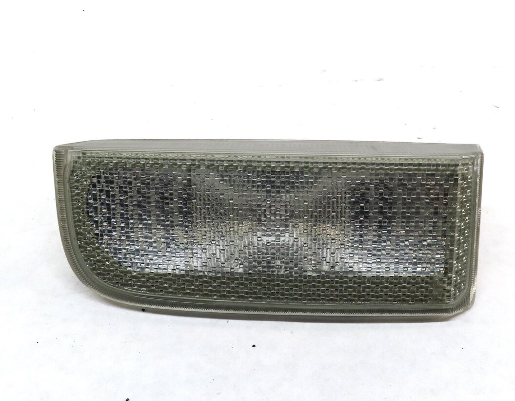 Thumbnail 2: 2006 LAND RANGE ROVER (L322) REAR RIGHT PASSENGER TRUNK REVERSE LIGHT TAIL LAMP