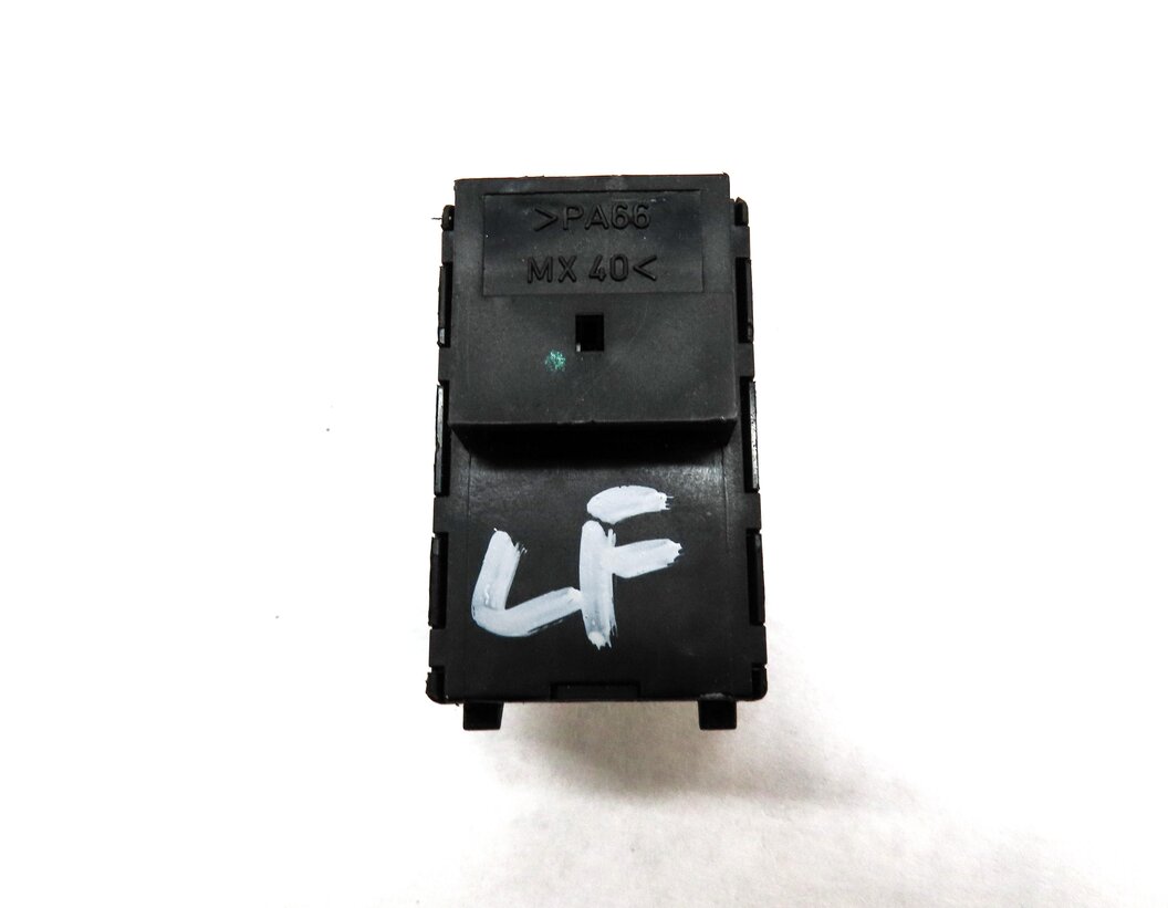Thumbnail 4: 2006 LAND RANGE ROVER (L322) FRONT LEFT DRIVER SEAT MEMORY ADJUST SWITCH SET 2