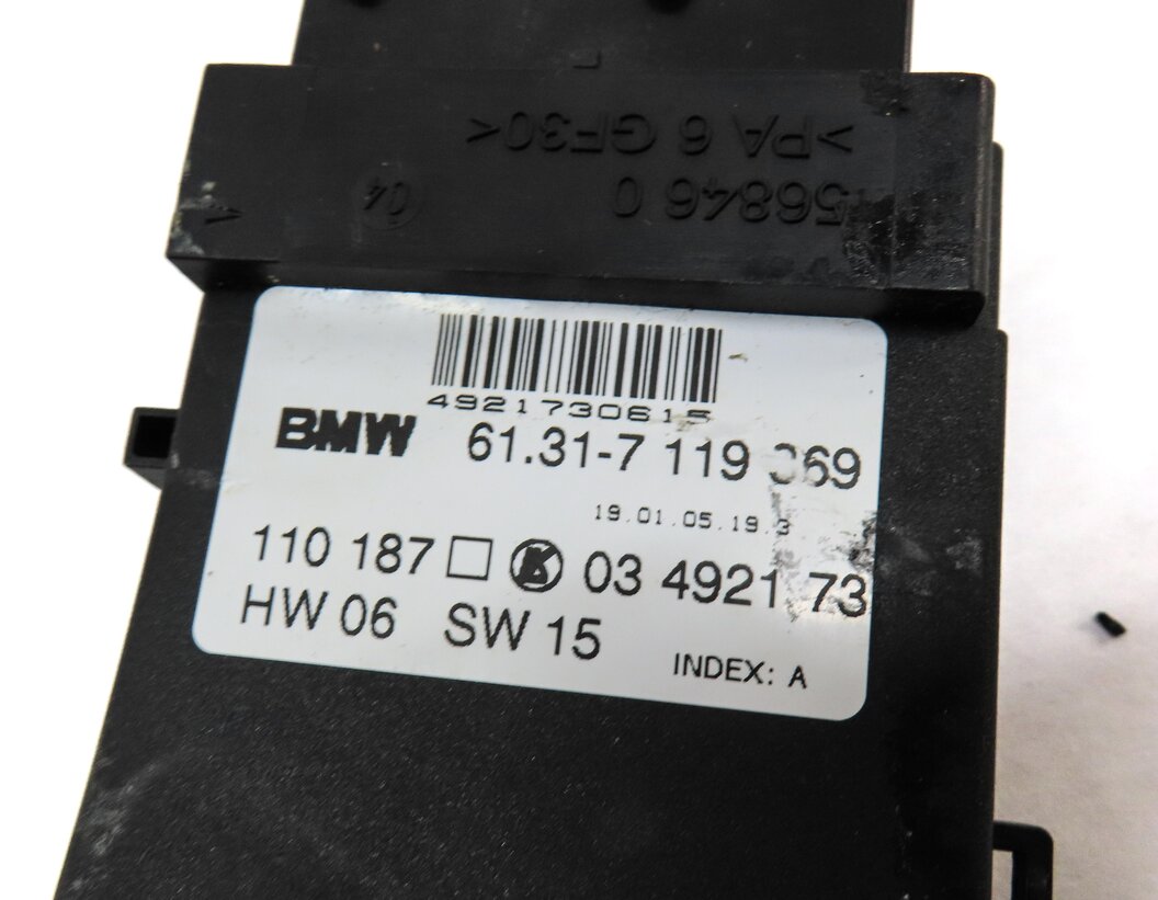 Thumbnail 8: 2006 LAND RANGE ROVER (L322) FRONT LEFT DRIVER SEAT MEMORY ADJUST SWITCH SET 2