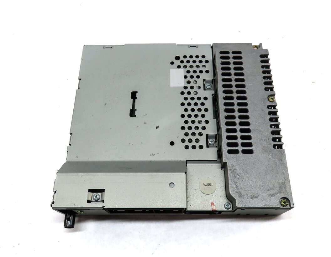 Thumbnail 3: 2005-2009 RANGE ROVER (L322) RADIO STEREO AM/FM RECEIVER (w/ REAR ENTERTAINMENT)