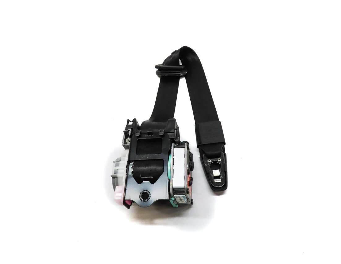 Thumbnail 3: 2009-2016 AUDI A4 S4 (B8 8K) RIGHT FRONT PASSENGER SEATBELT RETRACTOR (BLACK)