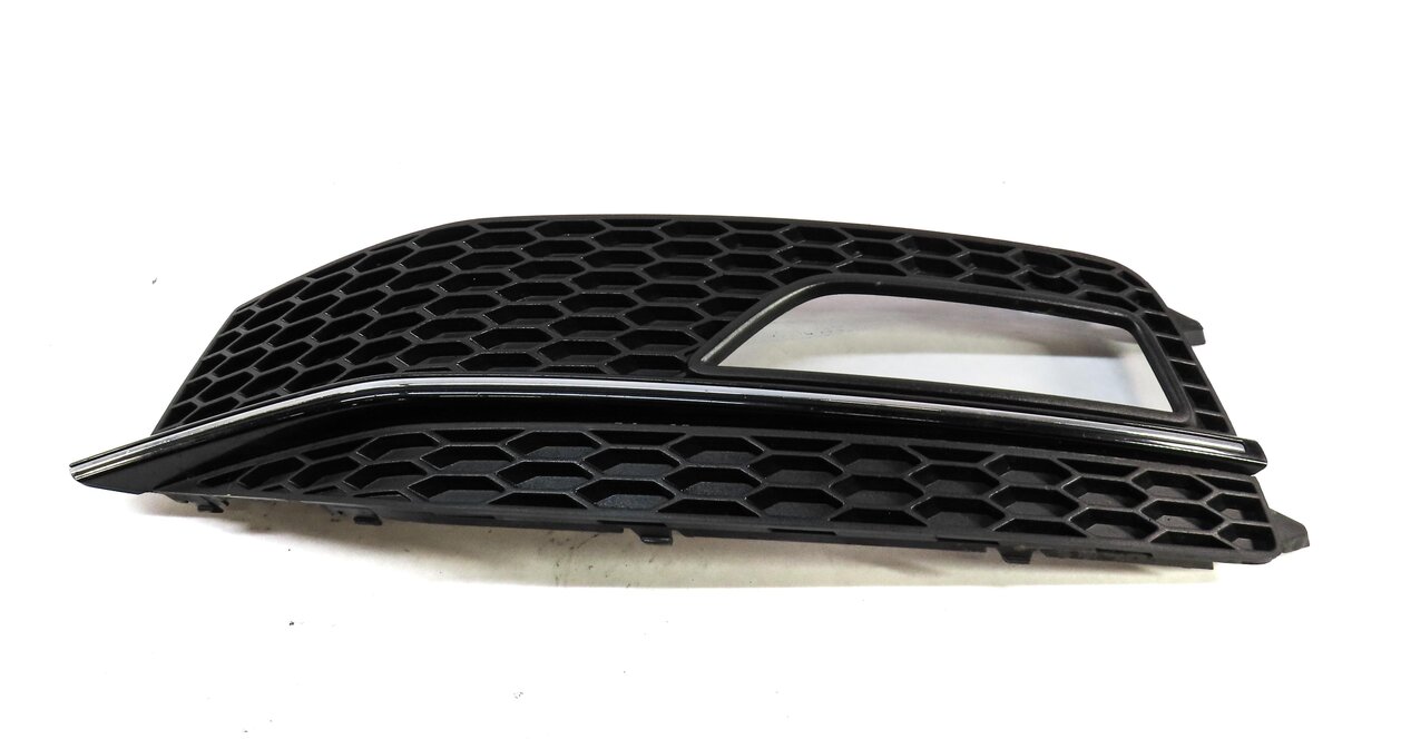 Thumbnail 3: 2015 AUDI A4 (B8 8K) FRONT LEFT LOWER FOG LIGHT TRIM GRILLE 8K0807681L