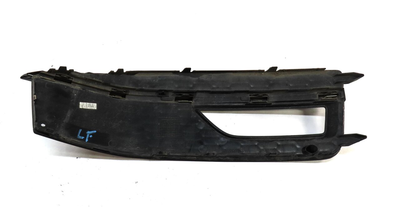 Thumbnail 4: 2015 AUDI A4 (B8 8K) FRONT LEFT LOWER FOG LIGHT TRIM GRILLE 8K0807681L