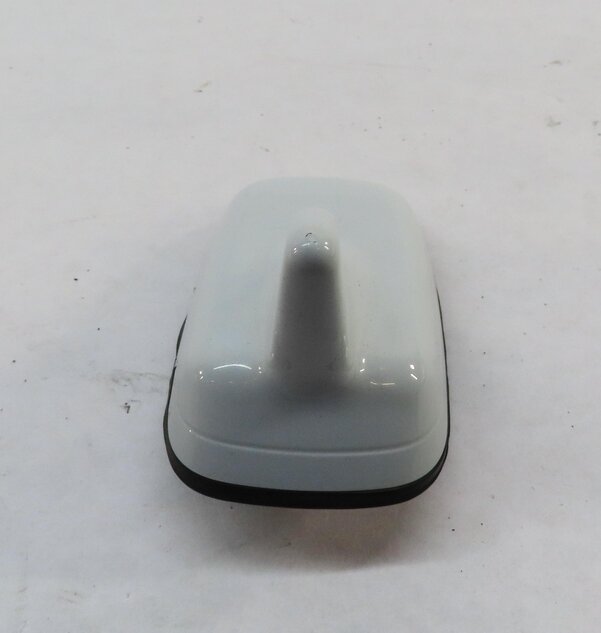 Thumbnail 4: 13-17 AUDI A4 A5 S4 S5 Q3 (B8 8K 8T 8U) RADIO STEREO GPS ANTENNA (GLACIER WHITE)