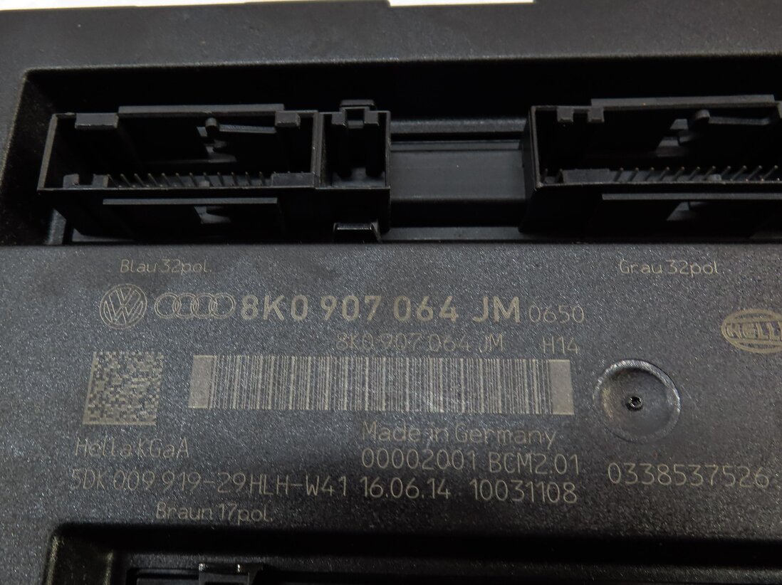 Thumbnail 14: 13-16 AUDI S4 B8 8K 3.0L SUPER CTUB BODY ENGINE MODULE LOCK KEY SET SPEEDOMETER