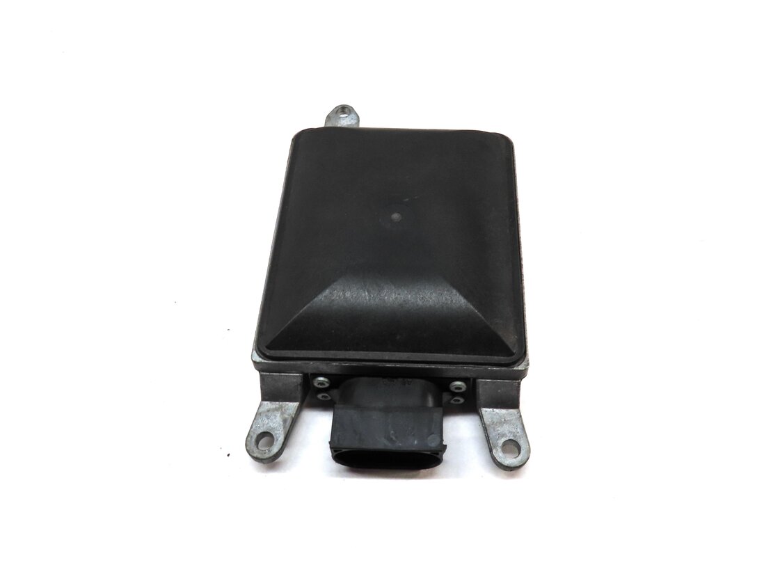 Thumbnail 2: 2013-2018 PORSCHE AUDI A4 A5 Q5 S4 S5 CAYENNE MACAN BLIND SPOT MODULE (SLAVE)