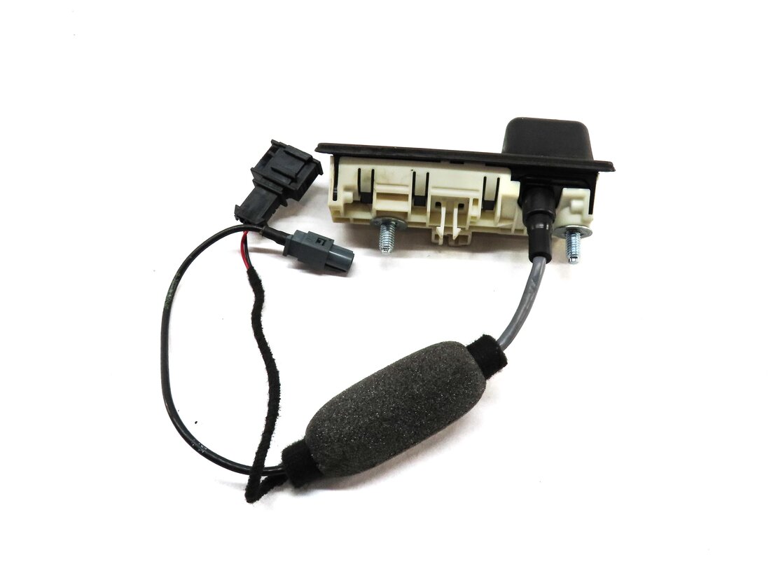 Thumbnail 3: 08-17 AUDI A3 S3 A4 S4 A5 S5 A7 Q5 (B8 8K 8T 8R 8V) REAR TRUNK HANDLE w/ CAMERA
