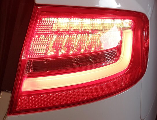 Thumbnail 2: 13-16 AUDI A4 S4 B8 8K REAR RIGHT PASSENGER OUTER TAILLIGHT BRAKE LIGHT LAMP LED