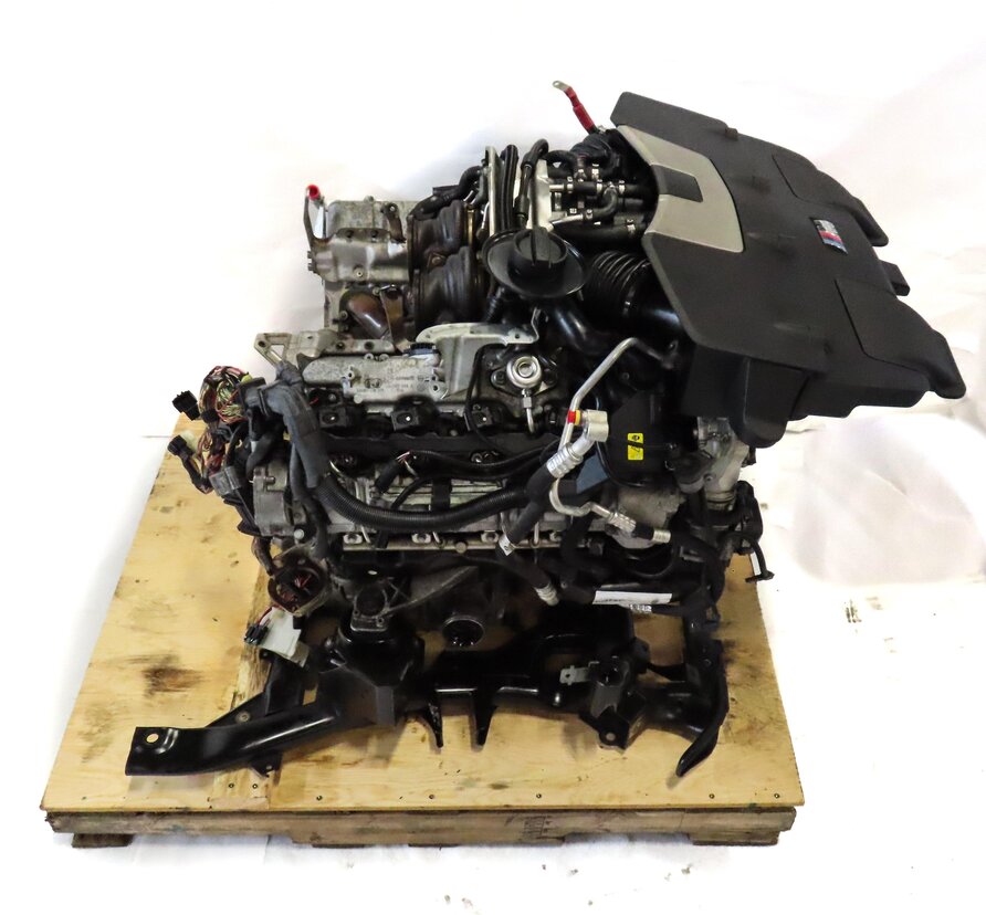 Thumbnail 14: 11-14 BMW X5M X6M ///M (E70 E71) 4.4L S63 TWIN TURBO V8 ENGINE ASSEMBLY (136k)
