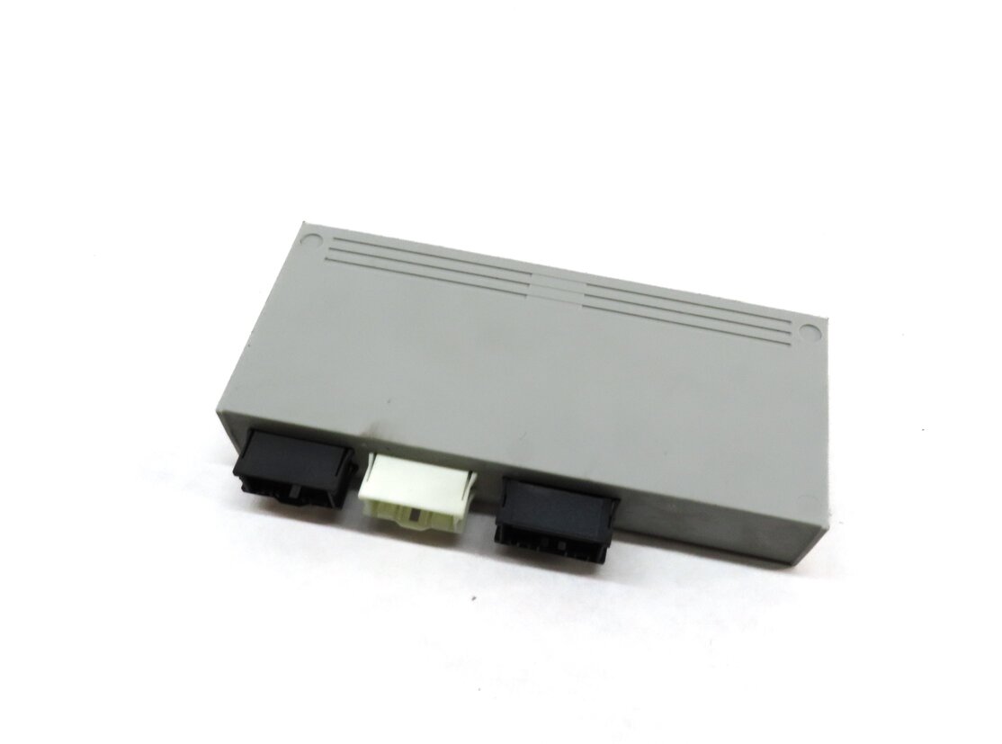 Thumbnail 1: 2008-2014 BMW X6 X6M (E71 E72) REAR LIFTGATE CONTROL MODULE TRUNK LIFT MODULE