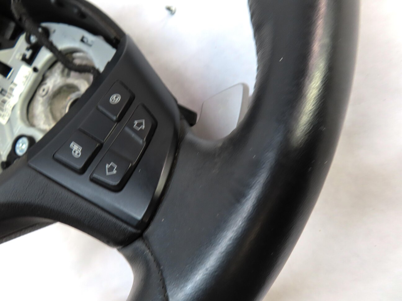 Thumbnail 7: 2013 BMW X6M ///M (E71) 3 SPOKE M SPORT STEERING WHEEL w/ BUTTONS & PADDLES