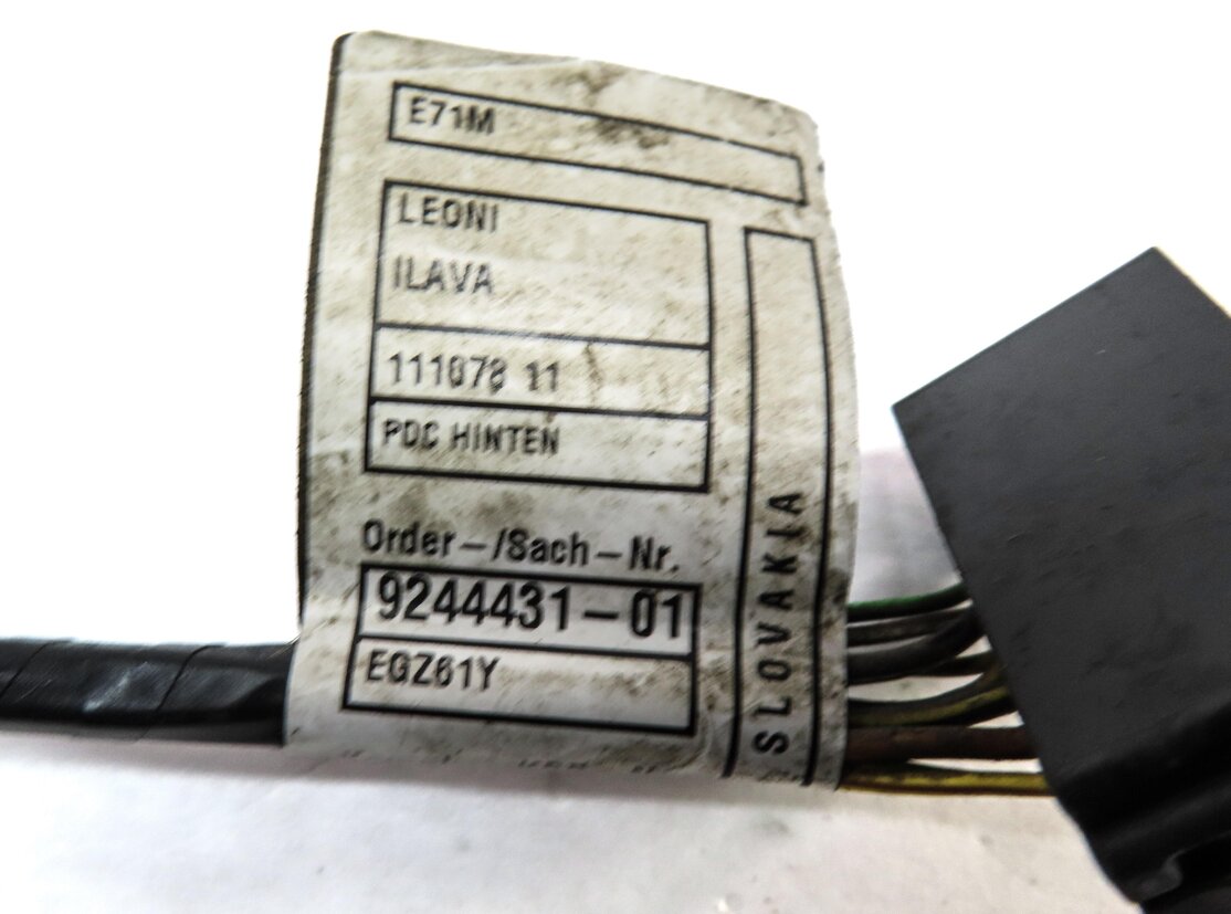 Thumbnail 4: 2013 BMW X6M ///M (E71) REAR PARK ASSIST PDC SENSOR SET4 (WHITE) w/ WIRE HARNESS