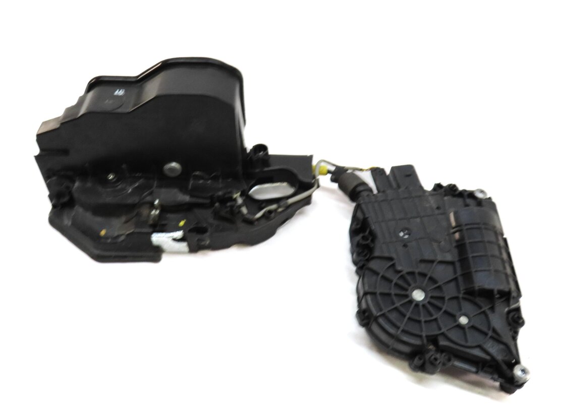 2013 BMW X6M ///M (E71) FRONT RIGHT PASSENGER DOOR LATCH w/ SOFT CLOSE MOTOR