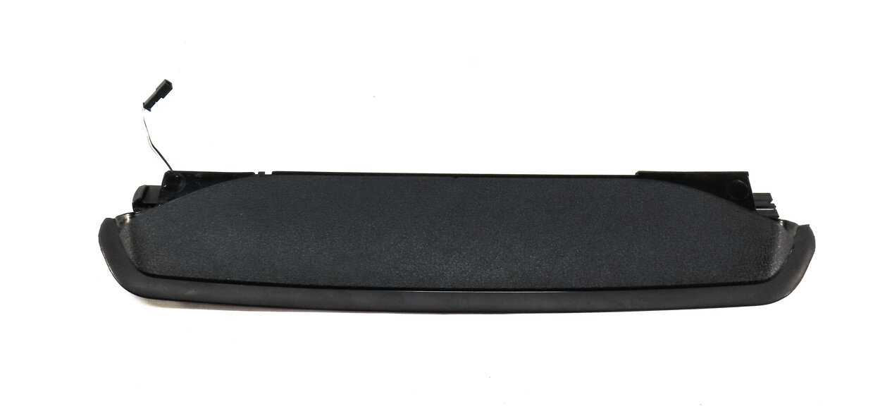 Thumbnail 4: 2013 BMW X6M ///M (E71) REAR UPPER CENTER THIRD 3RD BRAKE LIGHT TAILLIGHT LAMP