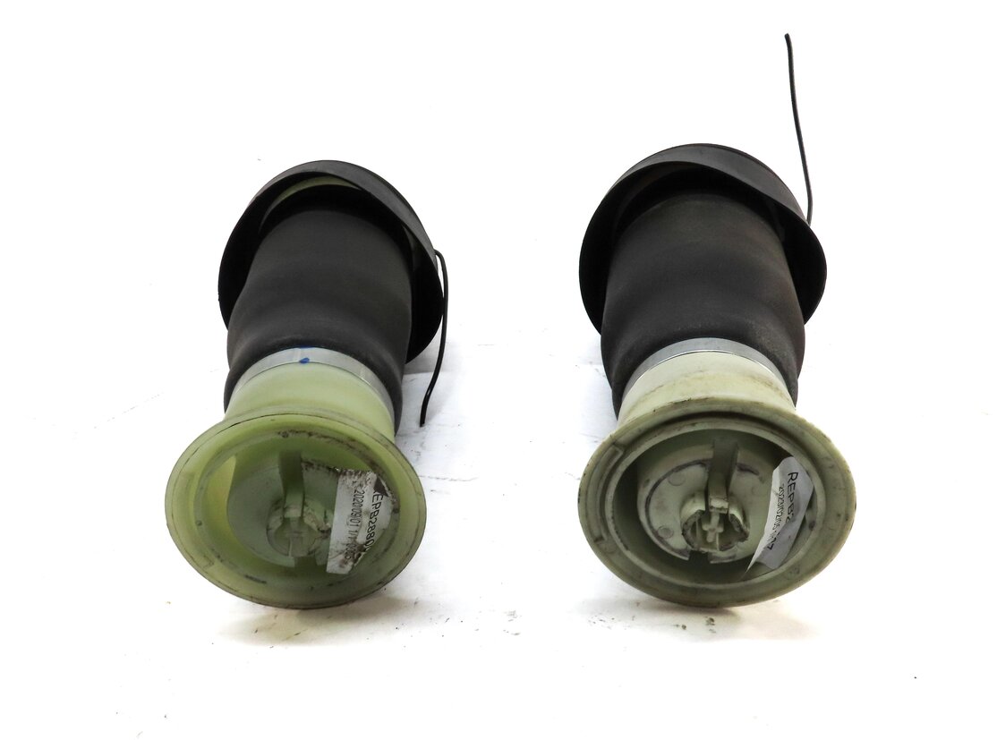 Thumbnail 3: 10-14 BMW X5M X6M ///M (E70 E71) REAR LEFT & RIGHT SUSPENSION AIR SPRING SET 2