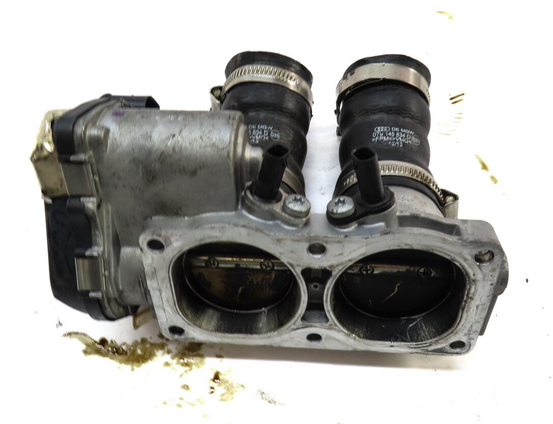 Thumbnail 3: 2013-2015 AUDI S6 S7 (C7) 4.0L ENGINE THROTTLE BODY ASSEMBLY w/ HOSES