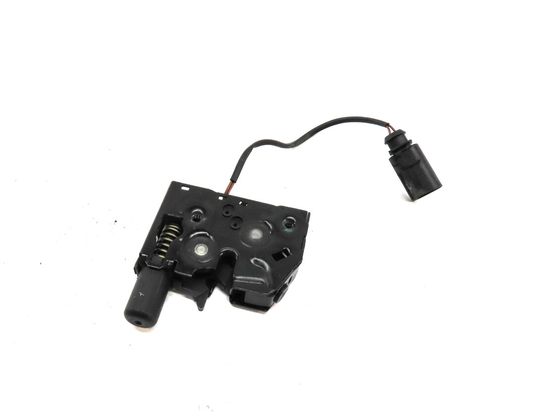 2013 AUDI S7 (C7) FRONT RIGHT PASSENGER LOWER HOOD LOCK LATCH ACTUATOR
