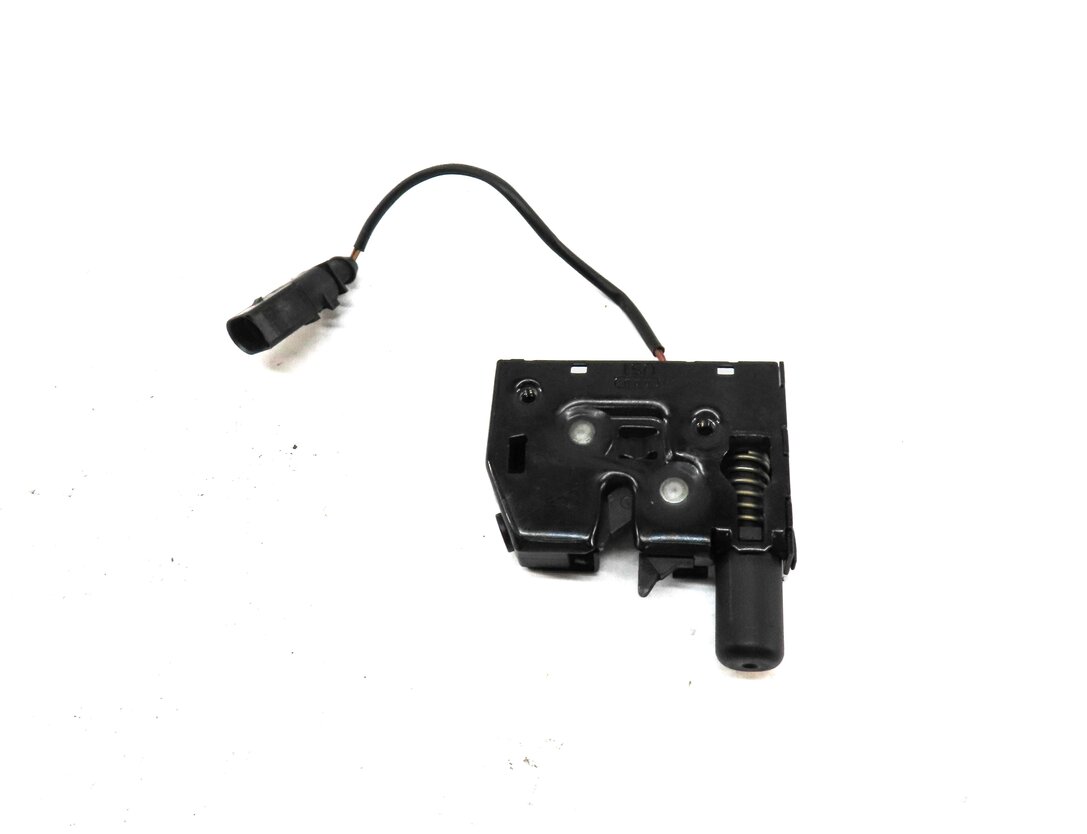 Thumbnail 3: 2013 AUDI S7 (C7) FRONT RIGHT PASSENGER LOWER HOOD LOCK LATCH ACTUATOR