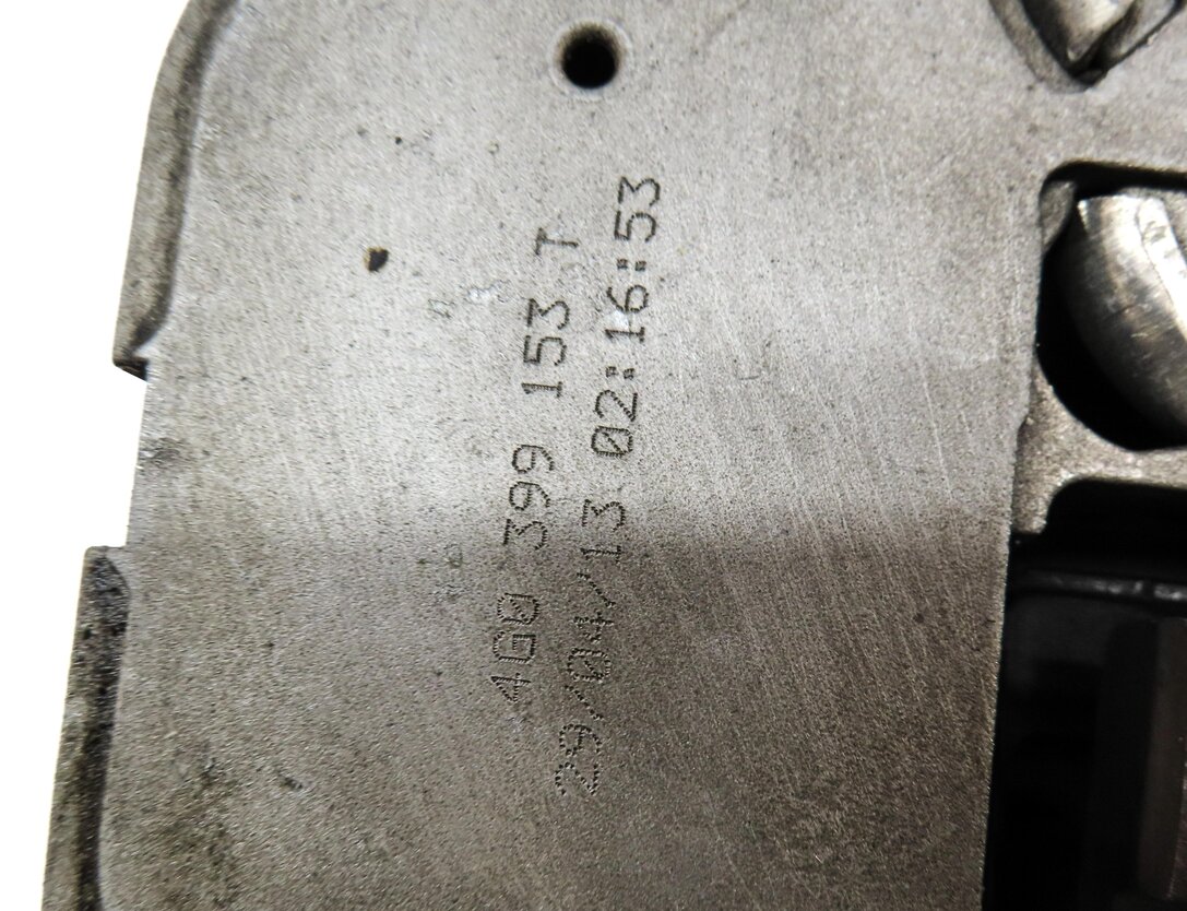 Thumbnail 6: 2013 AUDI S7 (C7) 4.0L CEUC ENGINE CENTER TRANSMISSION MOUNT BRACKET 4G0399153T