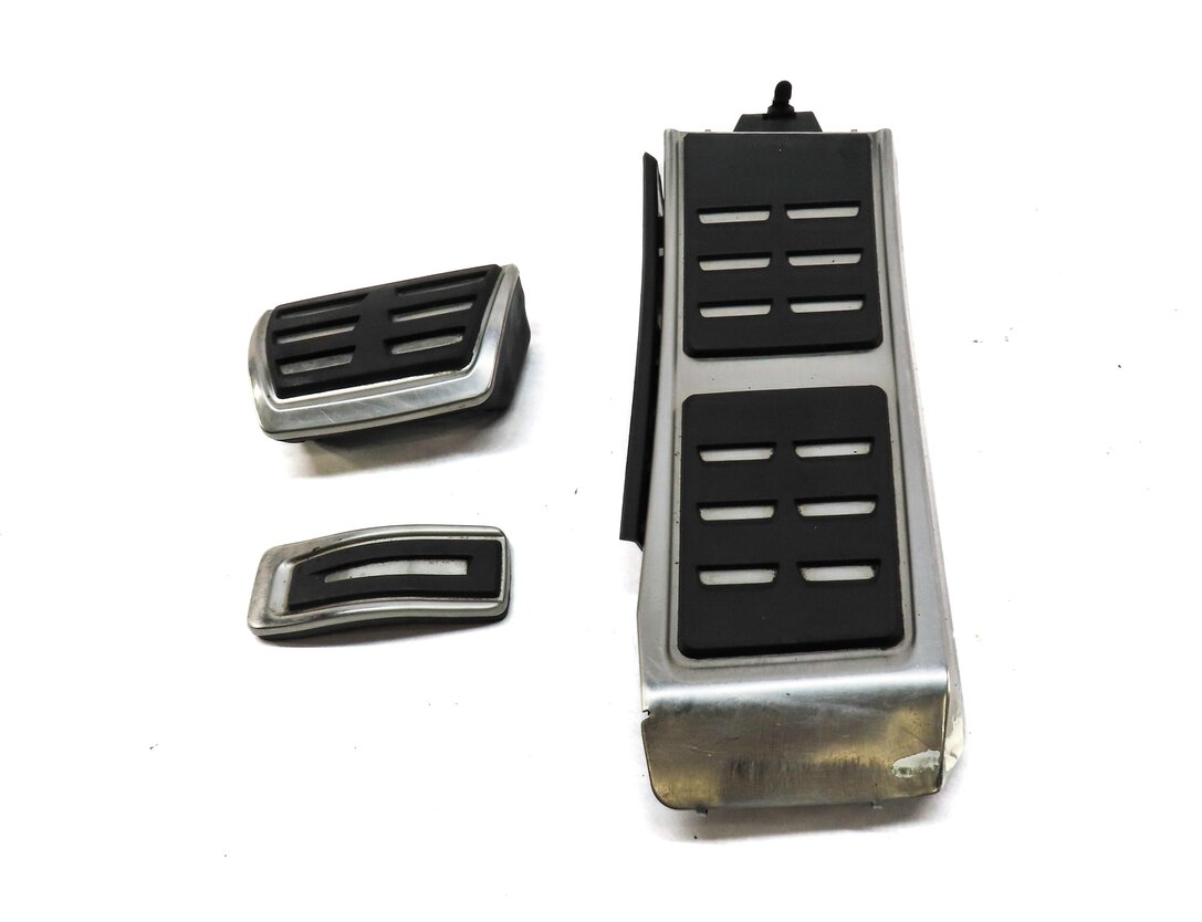 Thumbnail 2: 2013 AUDI S7 C7 DRIVER FOOT REST BRAKE & GAS PEDAL TRIM COVER SET 3 BLACK SILVER