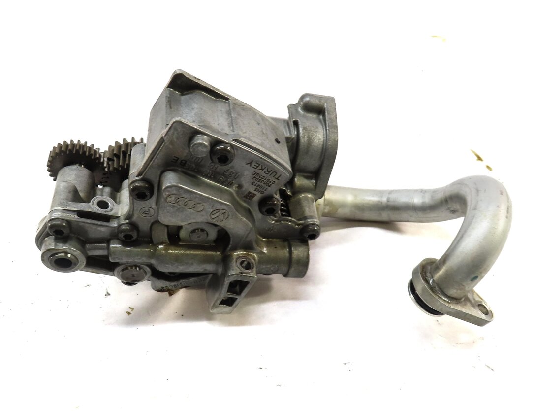 Thumbnail 3: 2013 AUDI S7 (C7) 4.0L CEUC ENGINE OIL PUMP 079115103BE