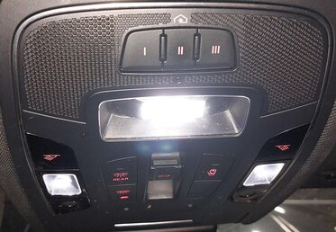 Thumbnail 2: 2013 AUDI S7 (C7) FRONT CENTER ROOF PRIMARY DOME LIGHT w/ SWITCHES (BLACK)