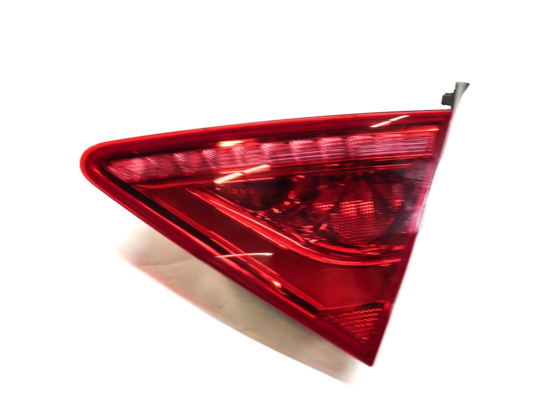 Thumbnail 3: 2012-2015 AUDI A7 S7 (C7 4G8) REAR RIGHT INNER TRUNK TAILLIGHT LIGHT LAMP (LED)