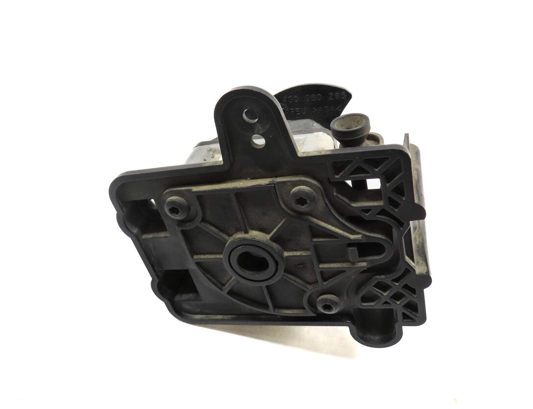 Thumbnail 3: 2011-2015 AUDI A6 A7 A8 S6 S7 RS7 S8 (C7 D4 4H 4G8) FRONT NIGHT VISION CAMERA