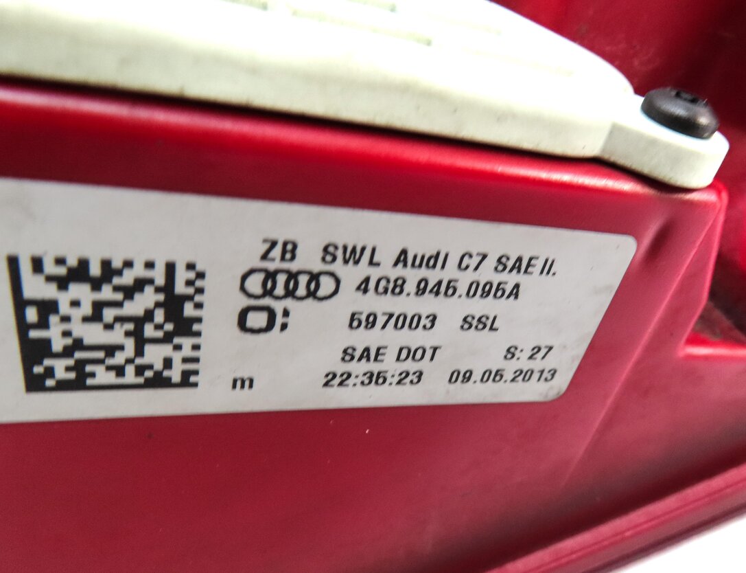 Thumbnail 5: 12-15 AUDI A7 S7 (C7 4G8) LEFT DRIVER REAR OUTER TAILLIGHT BRAKE LIGHT LAMP LED