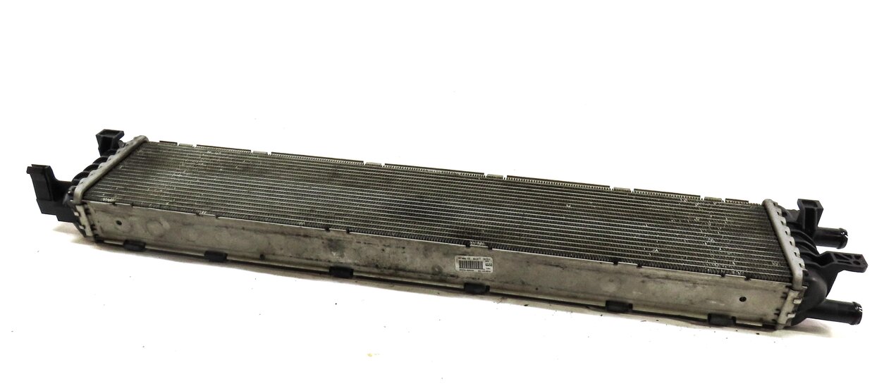 Thumbnail 2: 13-18 AUDI S6 S7 (C7) 4.0L AUTO ENGINE WATER COOLANT AUXILIARY CENTER RADIATOR