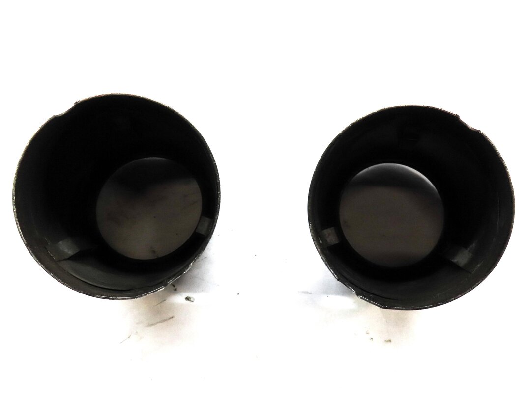 Thumbnail 4: 11-12 AUDI A8 (D4 4H) 4.2L CDRA ENGINE REAR LEFT & RIGHT MUFFLER EXHAUST TIP SET