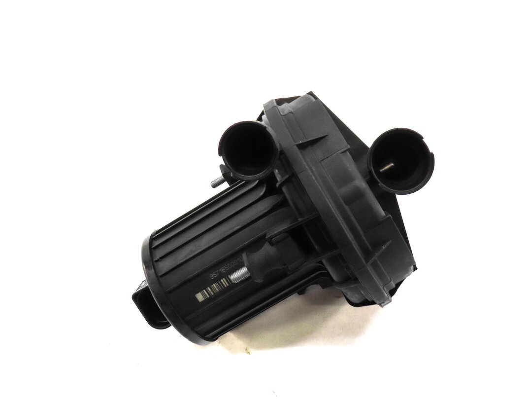 Thumbnail 2: 2011 AUDI A8 (D4 4H) 4.2L CDRA ENGINE SECONDARY AIR INJECTION SMOG PUMP
