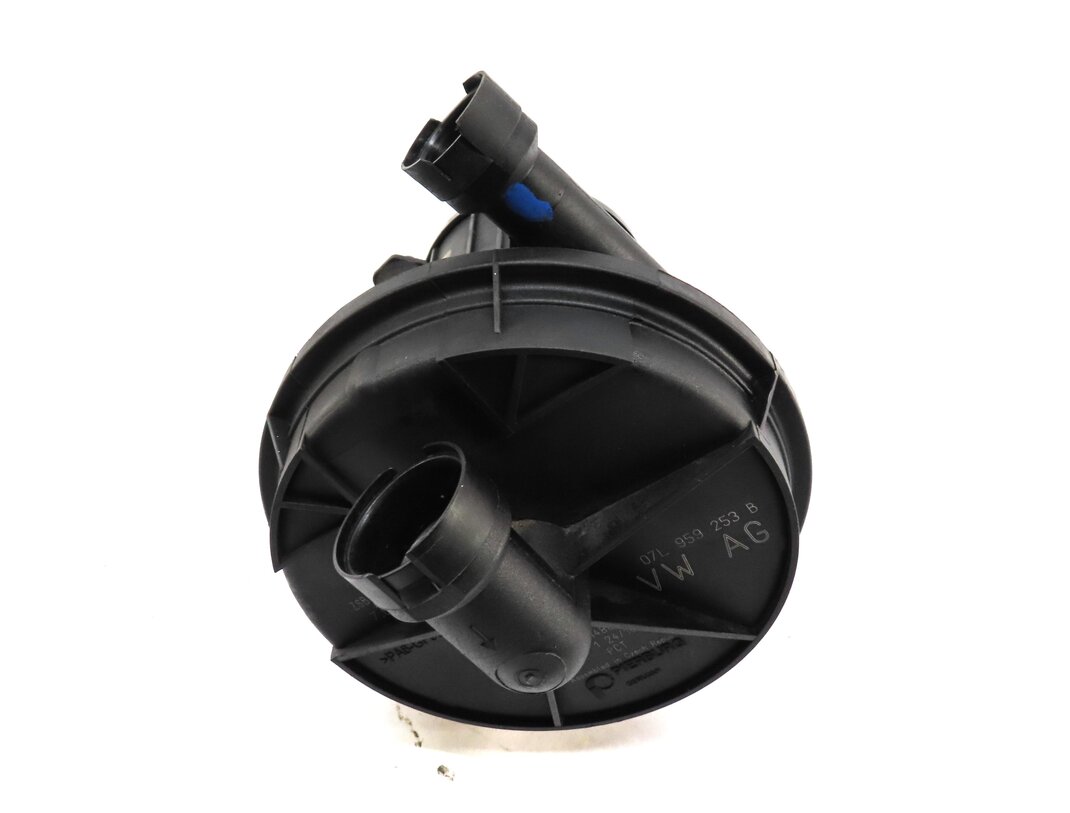 Thumbnail 3: 2011 AUDI A8 (D4 4H) 4.2L CDRA ENGINE SECONDARY AIR INJECTION SMOG PUMP