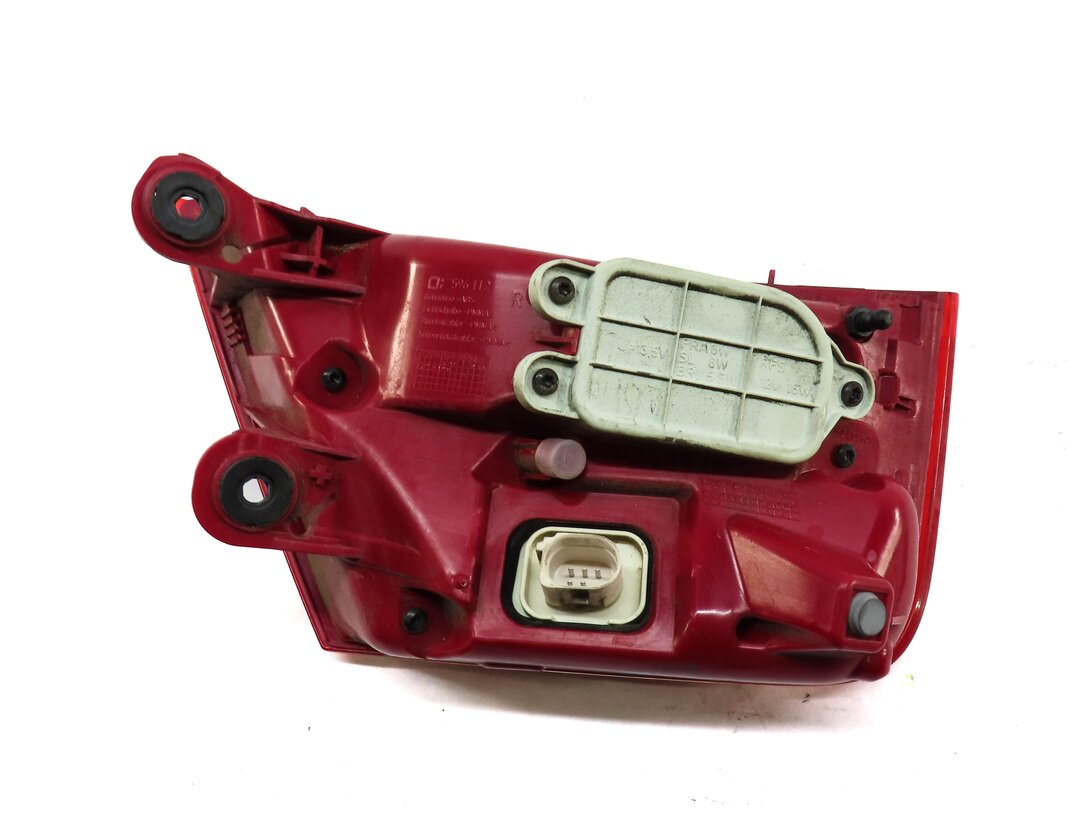 Thumbnail 4: 2011-2014 AUDI A8 S8 (D4 4H) RIGHT PASSENGER REAR LED TAILLIGHT BRAKE LIGHT LAMP