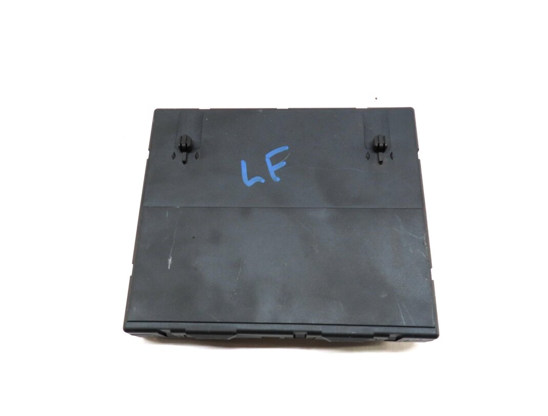Thumbnail 2: 2011 AUDI A8 (D4 4H) FRONT LEFT DRIVER SEAT CONTROL MODULE 4H0959760E