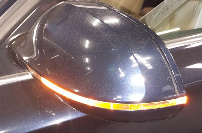 Thumbnail 2: 11-14 AUDI A8 S8 (D4 4H) LEFT P-FOLD LANE KEEP BLIND HEAT DOOR MIRROR (BLUE)