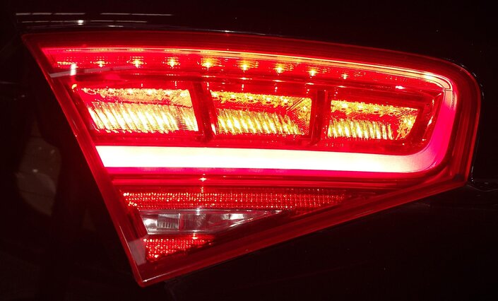 Thumbnail 2: 2011-2014 AUDI A8 S8 (D4 4H) LEFT DRIVER REAR TRUNK LED TAILLIGHT LIGHT LAMP