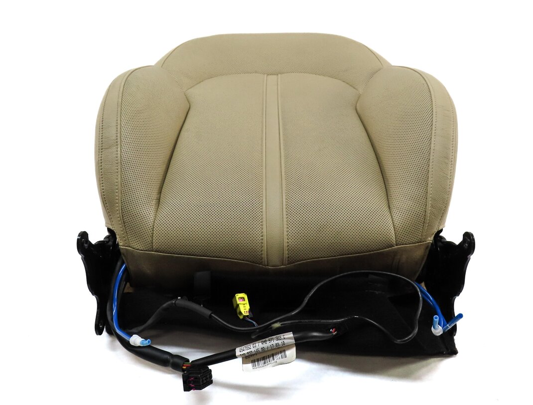 Thumbnail 3: 2011 AUDI A8 (D4 4H) FRONT RIGHT UPPER HEATED VENTED MASSAGE SEAT CUSHION BEIGE