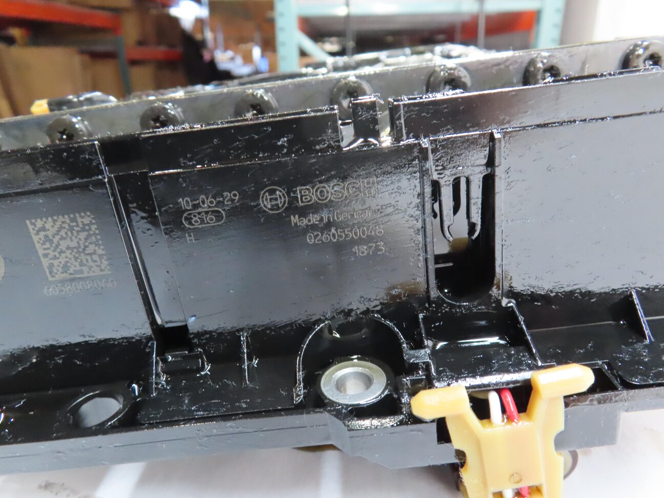 Thumbnail 6: 2011 AUDI A8 (D4 4H) 4.2L - MNX / MXR 8 SPEED AUTOMATIC TRANSMISSION VALVE BODY