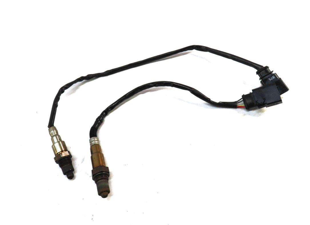 Thumbnail 1: 2018 AUDI A4 (B9 8W) 2.0L TURBO CYMC ENGINE PRE & POST CAT O2 OXYGEN SENSOR SET2