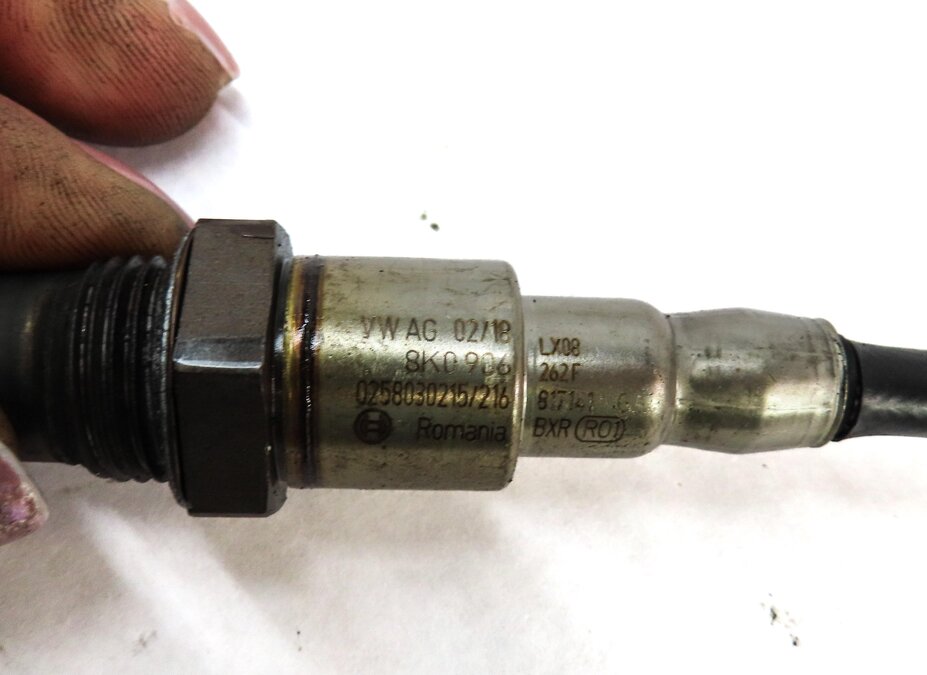Thumbnail 5: 2018 AUDI A4 (B9 8W) 2.0L TURBO CYMC ENGINE PRE & POST CAT O2 OXYGEN SENSOR SET2