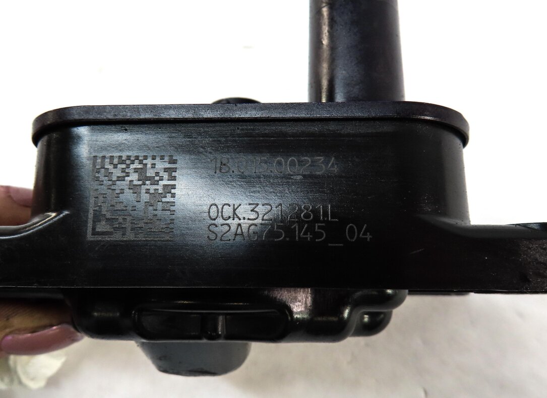 Thumbnail 5: 17-19 AUDI A4 A5 (B9 8W 8WS) 2.0L AWD AUTO TRANSMISSION ELECTRIC OIL PUMP