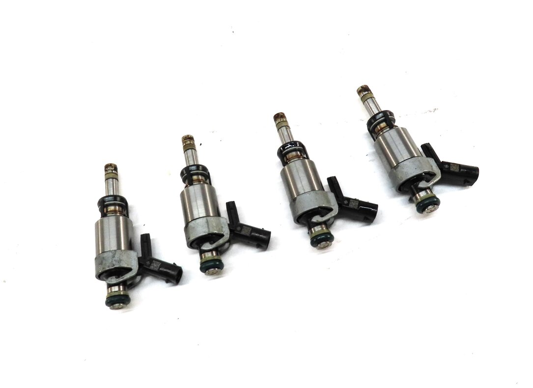 15-20 AUDI A3 A4 A5 A6 Q7 S3 TT (B9 8V 4M) 2.0L TURBO FUEL INJECTOR SET 4