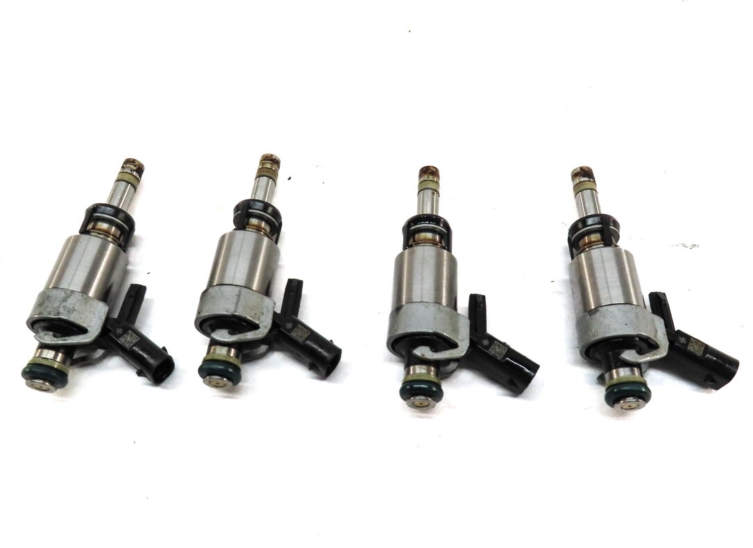 Thumbnail 2: 15-20 AUDI A3 A4 A5 A6 Q7 S3 TT (B9 8V 4M) 2.0L TURBO FUEL INJECTOR SET 4