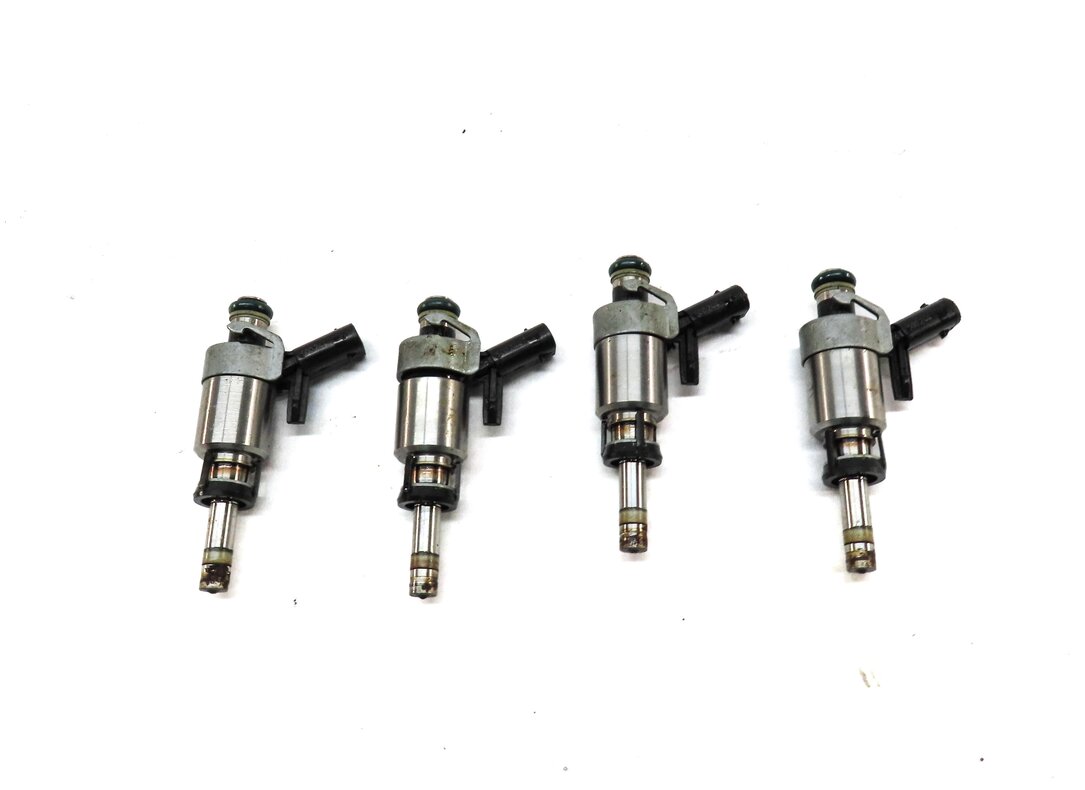 Thumbnail 4: 15-20 AUDI A3 A4 A5 A6 Q7 S3 TT (B9 8V 4M) 2.0L TURBO FUEL INJECTOR SET 4