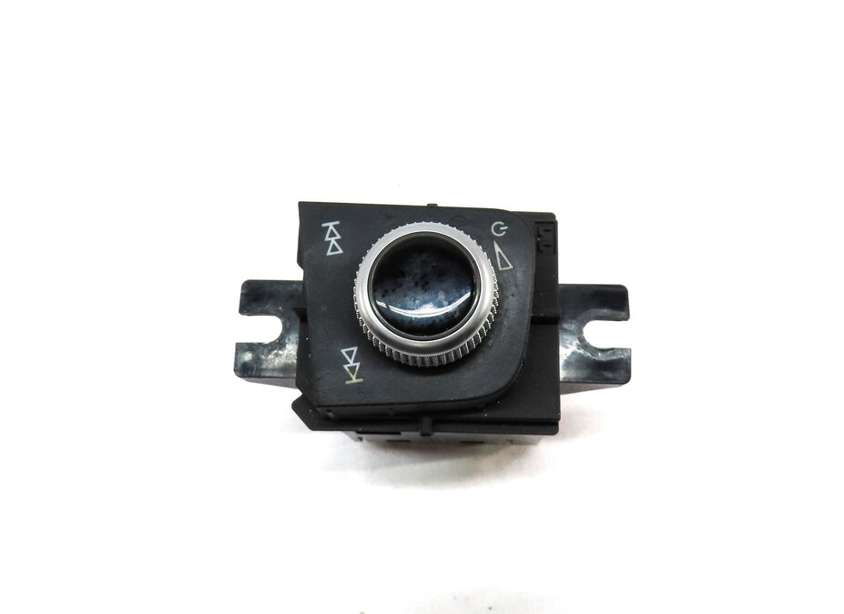 Thumbnail 3: 2017-2019 AUDI A4 ALLROAD (B9 8W) RADIO STEREO MEDIA VOLUME TRACK KNOB SWITCH