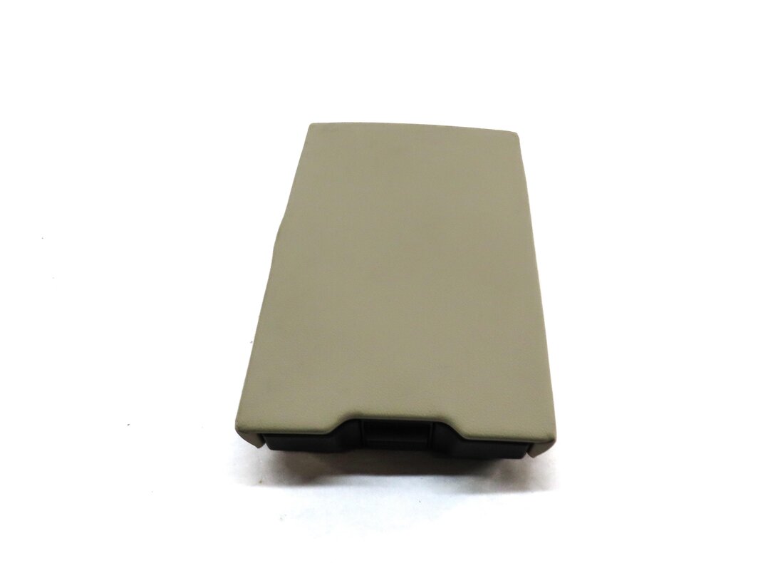 Thumbnail 2: 2018 AUDI A4 (B9 8W) REAR SEAT CENTER CONSOLE ARM ARMREST CUPHOLDER (BEIGE Z1)