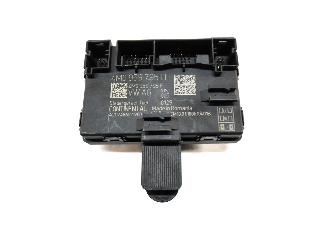 Thumbnail 3: 2018 AUDI A4 (B9 8W) REAR LEFT DOOR CONTROL MODULE 4M0959795H